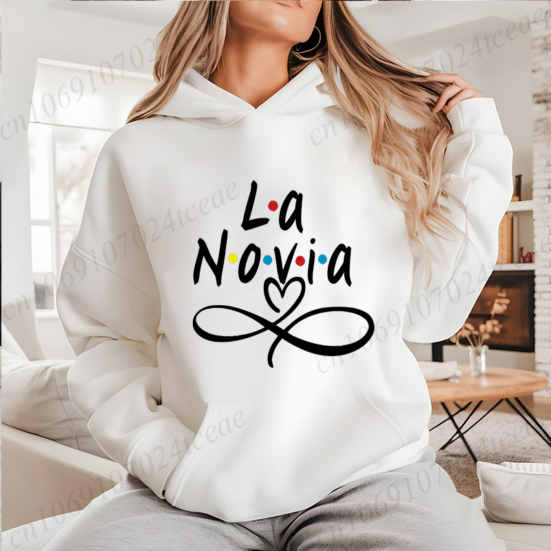 Winter Clothing In Spanish - La Novia Grafik Kapüşonlu Üst Novia