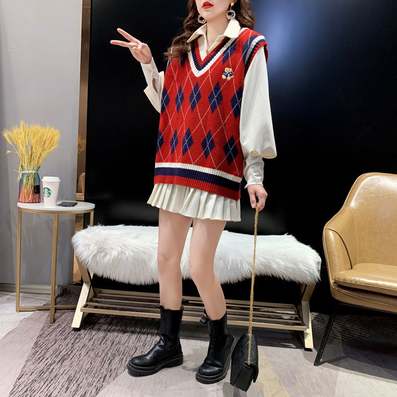 Kadınlar için Kırmızı Örgü Yel - Winter Clothing Trends 2025 incelemesi ve fiyatı